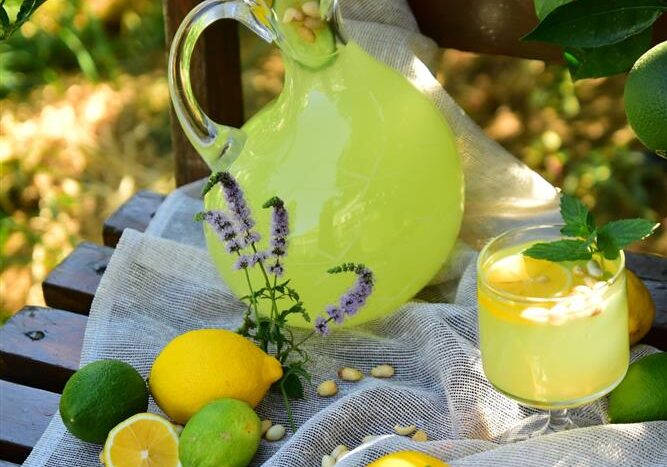Lemonade with pistachio Alanya